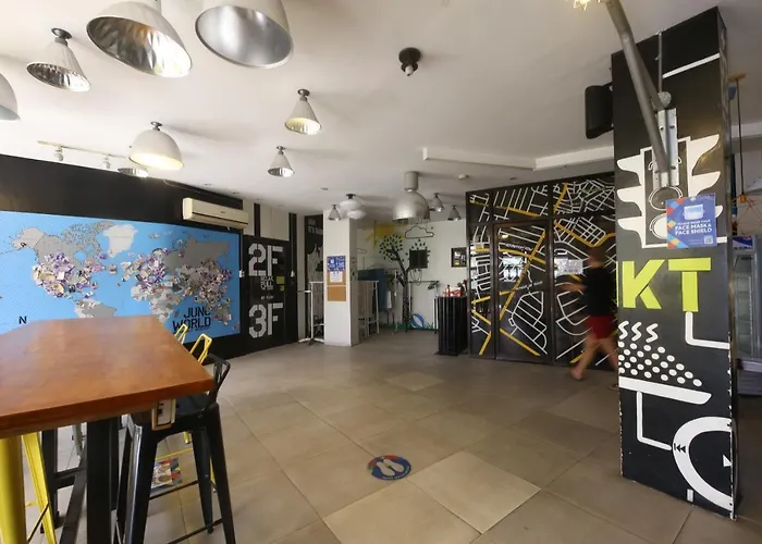 酒店 Oyo 866 Junction Hostels 马尼拉