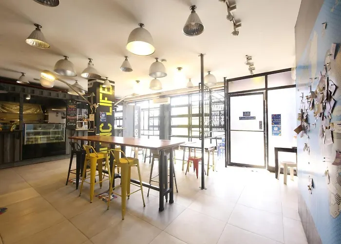 酒店 Oyo 866 Junction Hostels 2*