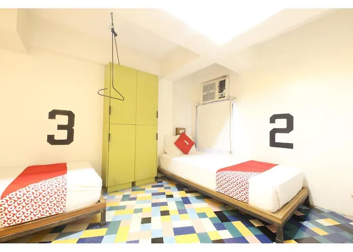 Oyo 866 Junction Hostels 马尼拉