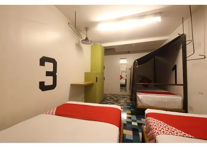 Oyo 866 Junction Hostels 酒店 马尼拉